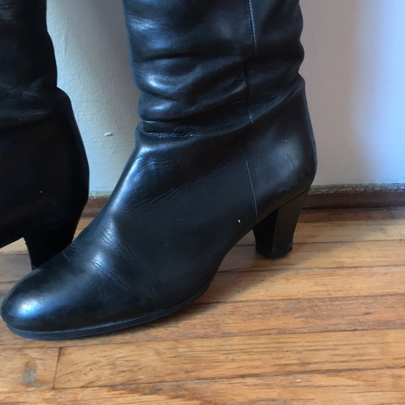 High black leather boots - Picture 2 of 4